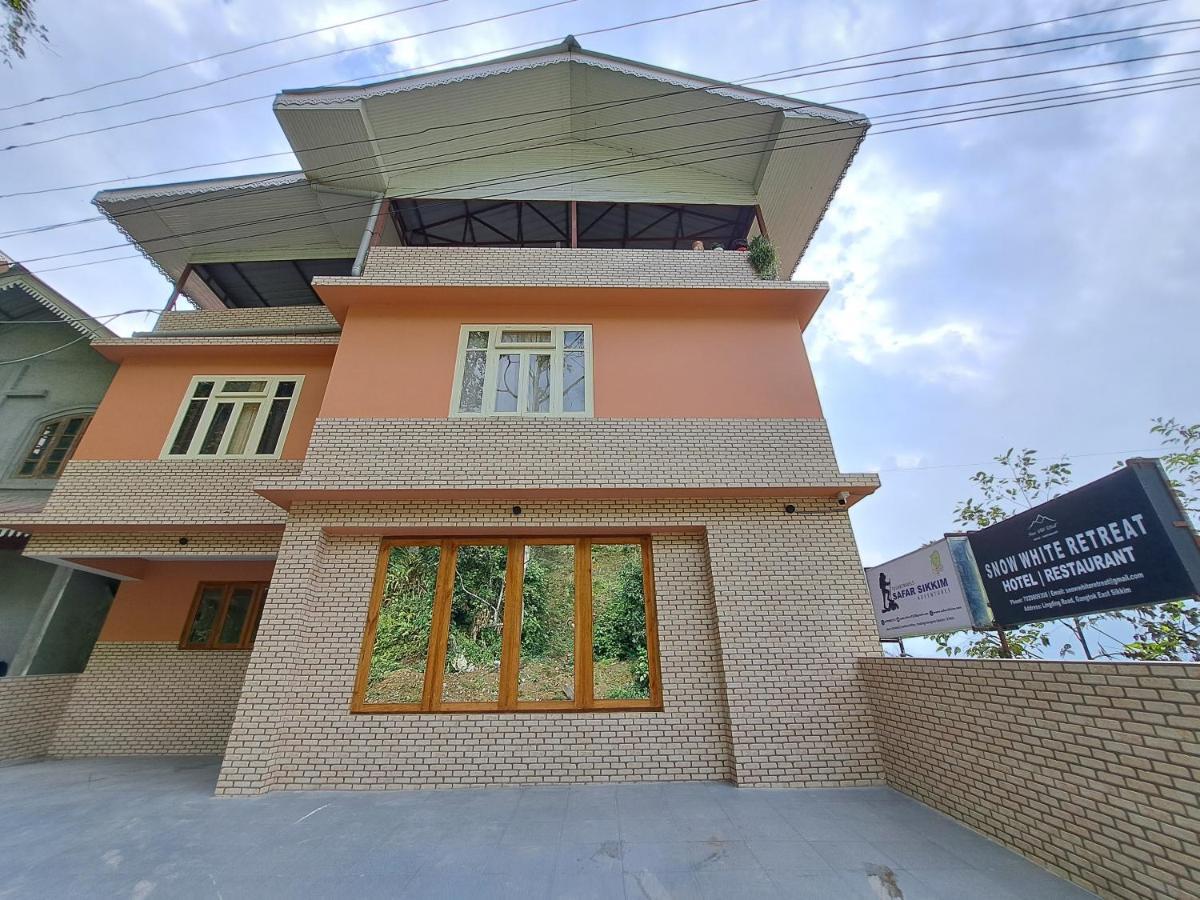 جانجتوك Snow White Retreat Hotel And Restaurant المظهر الخارجي الصورة